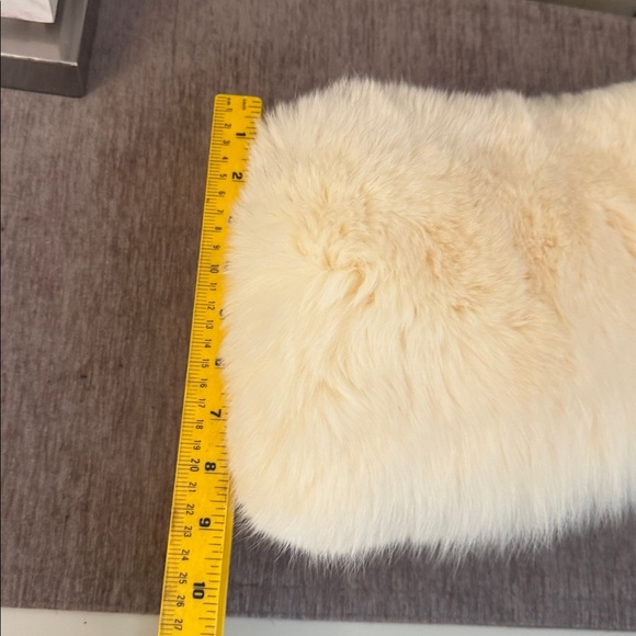 Saga fox fur wrap collar - Picture 8 of 9